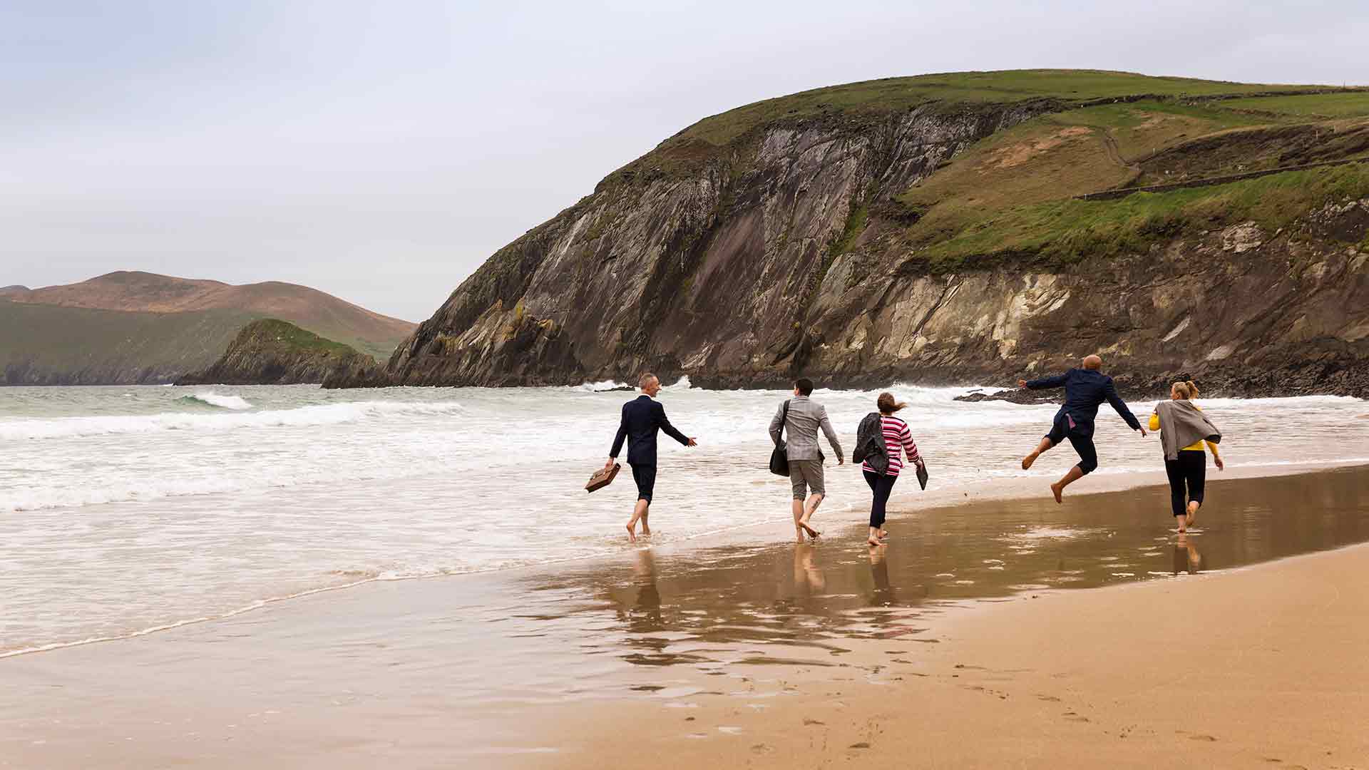 Siamsa Tíre - summer breaks